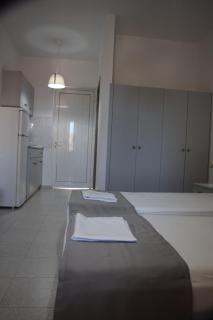 Lefteris Apartments in Ialysos Rhodes - 2