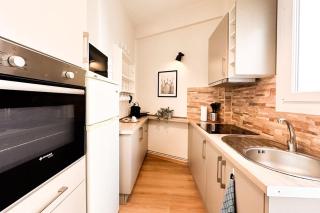 Pame Rentals - Classic Athenian Home in Koukaki - 9