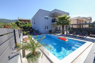 Beachfront Holiday Villa Corluka - 3