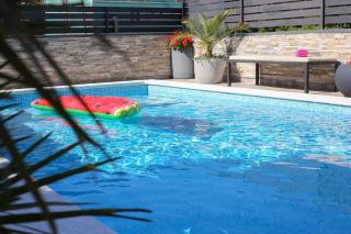 Beachfront Holiday Villa Corluka - Kaštela - 7