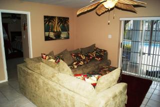 BlueHeaven Mid island home with Pool close to bay - South Padre Island - 2