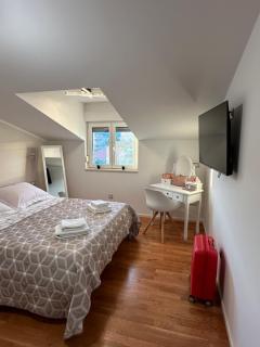 Bee House Suite - Brand New Apartment 100 m from Sea - Kaštela - 8