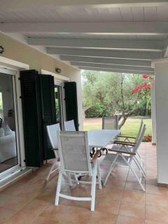 Secluded seaside villa w garden sea-sunset view - 4