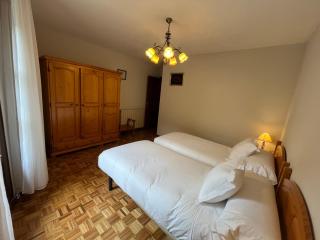 vivienda turistica en la plaza del pueblo - Torrecilla en Cameros - 6