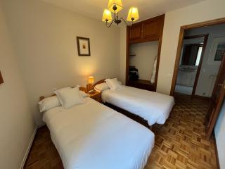 vivienda turistica en la plaza del pueblo - Torrecilla en Cameros - 2