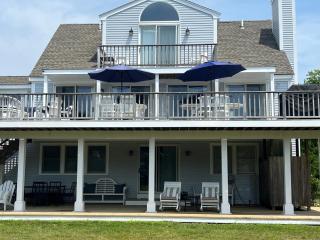 Sunny and spacious 4-bedroom Katama beach house - Edgartown - 5