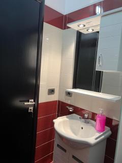 Amazing familiar apartments and rooms - Sarandë - 6