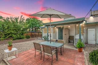 Comfy 2BD-2BA Casa Palmera, Near Park w Pools in Tucson, Low Summer Rates!! - Tucson - 5