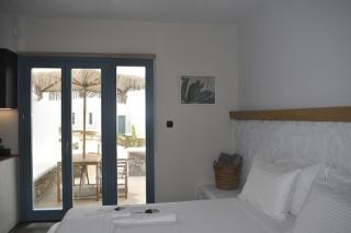 Thronos Suites - Ano Mera - 4