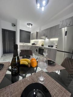 A5 Luxe Oasis Retreat - 3 Minute Drive to Beach - Paphos - 9