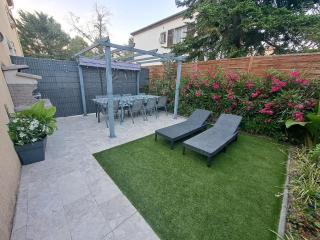 La Villa Castel - Haut de villa - parkings- 3 chambres - 8 couchages - jardin - barbecue - Cagnes-sur-Mer - 9