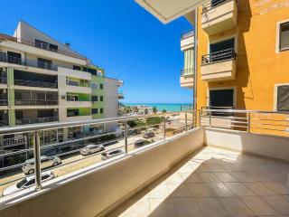 Sea view apartman Qerret - Golem - 0
