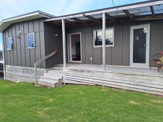 The Beach Bach - Waihi Beach - 3