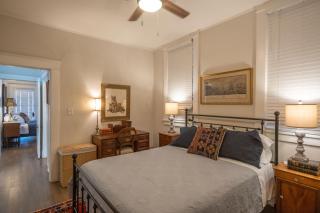 Classic Central Gardens Flat - Memphis - 1