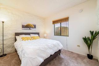 Bright Eastside 2BD 2BA Retreat w Pool and Parking - Tucson - 8