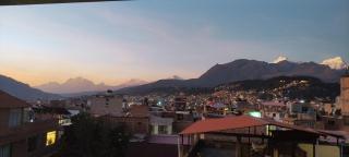 Guest house. Shared room in panoramic apartment. Private bathroom. Kitchen and washmachine - Huaraz - 6