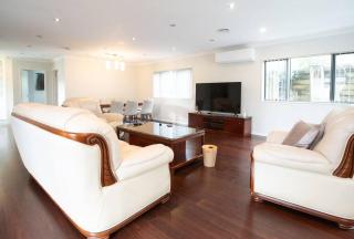 Hillsborough Spacious 3BR with Ensuite -12mins frm Airport - 4