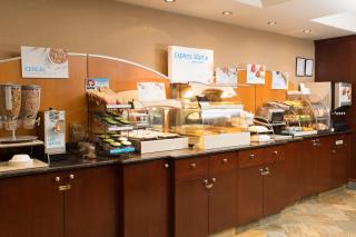 Holiday Inn Express Hotel & Suites - Slave Lake by IHG - 4