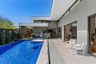 Pearse Retreat - Extraordinary Luxury Living - 9