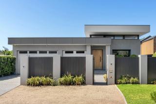 Pearse Retreat - Extraordinary Luxury Living - Blairgowrie - 1