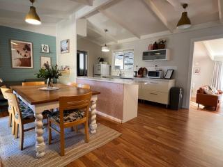 The Hideaway Long Beach - WIFI - Robe - 3