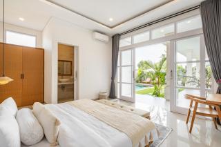 Villa Navaria Canggu - Canggu - 5