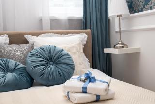 Charming air-conditioned studio 950 m from Central Station, bedroom & separate living room - 5