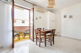 Carloforte Cozy Apartment with Balcony - Carloforte - 6