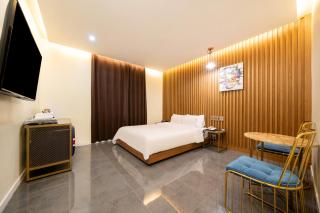 Suncheon Hound Hotel Suncheon Station Branch - 1