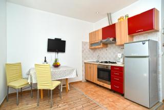 Apartments Magdalena 759 - Valbandon - 8