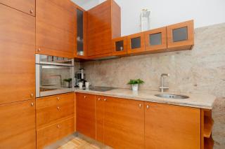 Elegant Filtry Apartment with Parking in Warsaw by Noclegi Renters - Varsavia - 6
