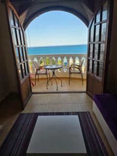 absolute sea view flatS - 4