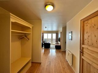Family-Friendly Apartment Steps from everything - Beitostøl - 1