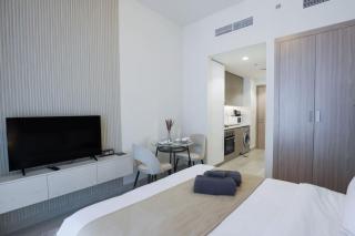Elegant Studio in Azizi Riviera - Dubai - 3