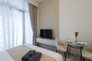 Elegant Studio in Azizi Riviera - Dubai - 1