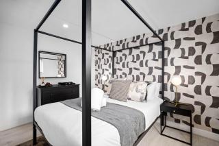 Luxury 2 Bedroom Apartment - Near City Centre - WiFi - Smart TV 3MR - Birmingham - 0