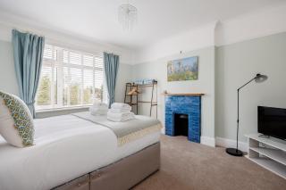 Primrose - Refurbished Family Home, With Rear Garden - Poole - 5