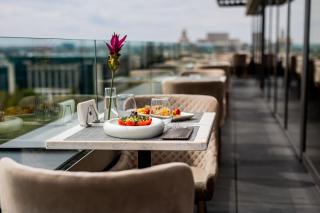 Union Plaza Hotel - Bucharest - 9