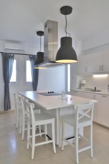 Helios Studios & Apartments - Makry Gialos - 8