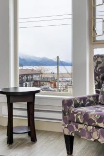 Upscale 2BR Overlooking View Escape - 5