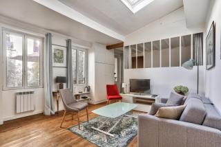GuestReady - Charming Home with Patio - Levallois-Perret - 8
