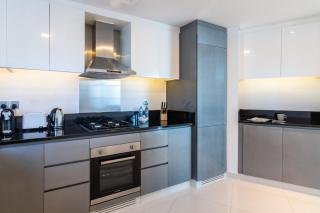 GuestReady Holiday Homes - Afterlight Roses - Dubai - 1