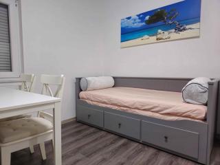 Apartman Tia - Povljana - 1