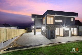 Panoramic Paradise 4-BR San Remo - 0