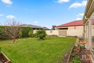 Spacious 4-BR Family Home - Cowes - 3