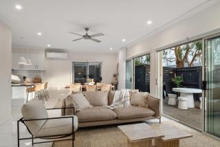 Chic Coastal Retreat 3 Bdr Close to Beach - Cowes - 8