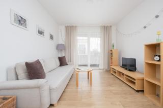 Słoneczny Apartament z Parkingiem by Noclegi Renters - Varsavia - 5