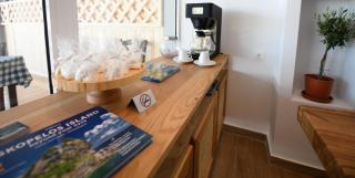 Flisvos Beachfront Apartments - Loutráki - 3