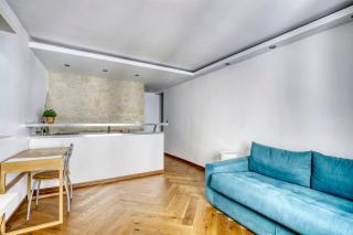 Studio Charmant à Deux Pas de l'Élysée Luxe et Confort au Cœur de Paris - 2