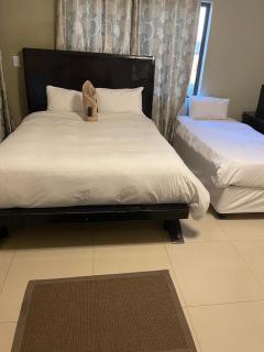 Pandeinge - Windhoek - 6